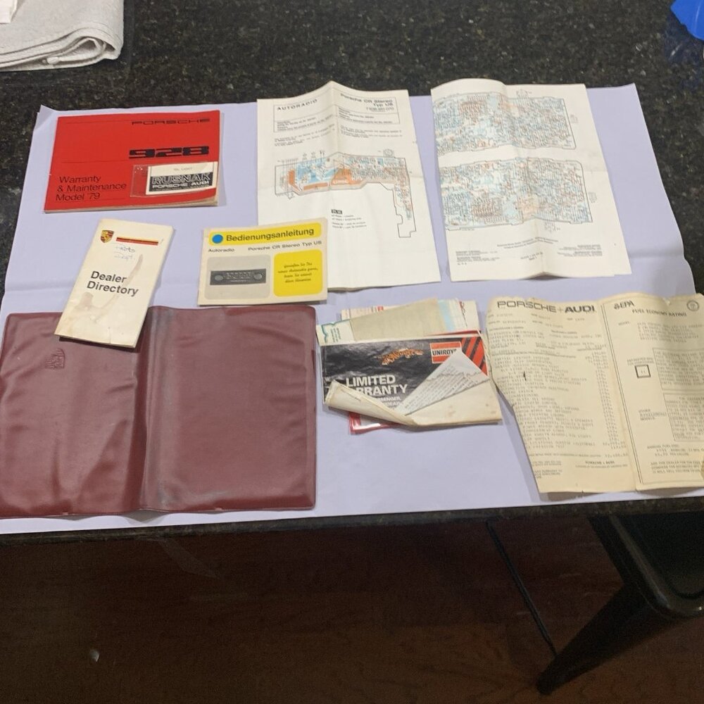 1979 Porsche 928 Warranty Maintenance Manual Blaupunkt Skematics Dealer Sticker - Picture 13 of 16